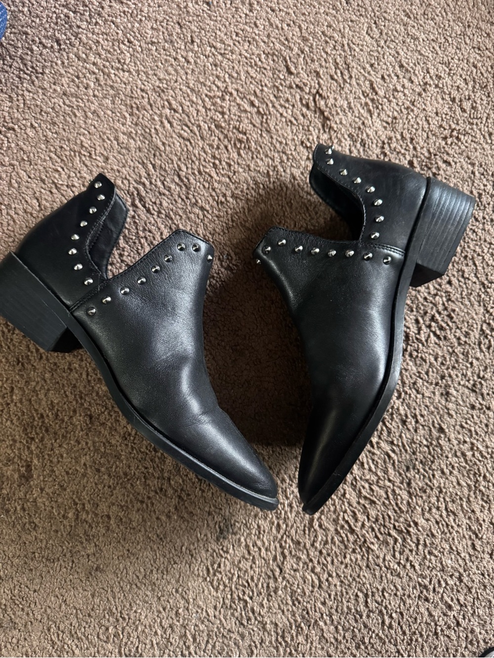 Steve Madden Black Studded Cutout Ankle Booties size 9.5